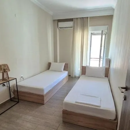 Yan Center - Perfect For Families And Seniors Kavala